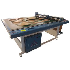 KAEMI P6 Flatbed Inkjet Pattern Cutting Machine with Cutting Size 1700*1450