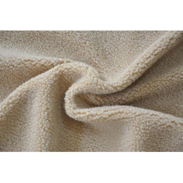 Quality faux sherpa Warp Knitted Fabric 150cm CW 100P wholesale