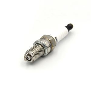 Generator Igniton Spark Parts Spark Plug BM7STC Replace NGK 748 BPM7A Spark Plug