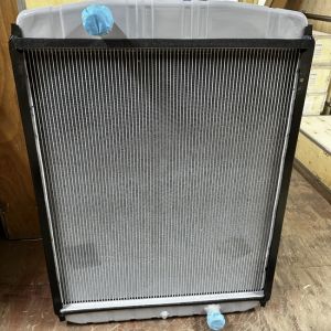 Excavator Engine Cooling Radiator 13B81000A For DH220-5 DH215-5 DH210W-7