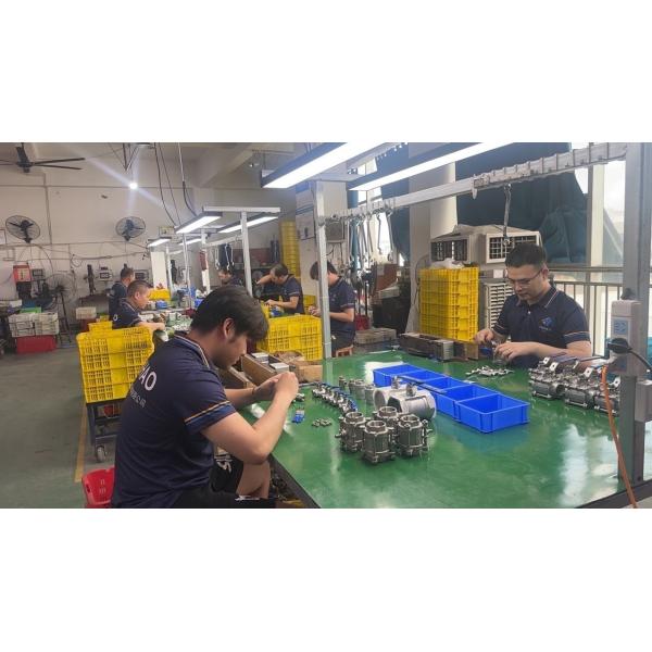 Stainless Steel 3-Way Ball Valve for Industrial Flow Control