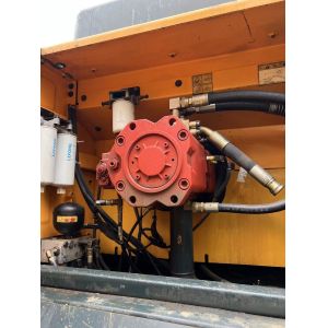 Used Hyundai 485-9T Excavator in Shanghai with 2.5 m3 Bucket Capacity and