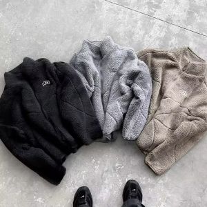China Korean Fashion Oem Custom Streetwear Sherpa Jacket Winter Coat Polar Fleece Warm Embroidered logo Sherpa Jacket Low Price on sale