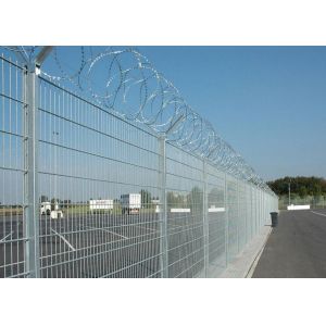 Green / White Welded Mesh Fencing Rectangle Hole With Y Post