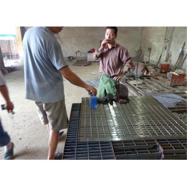 Platform Serrated Galvanized Steel Bar Grating 600mm Width