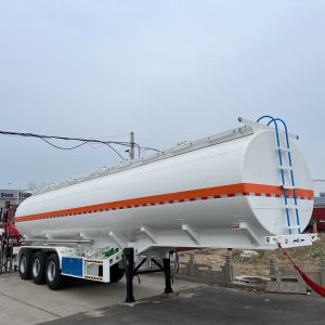 Customizable Hot Oil Tank Trailer with 50ton Max Payload Dimensions 11800*2500