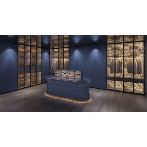 Luxe Wave Walk - In Closet Modern Sophistication Meets Functional Elegance