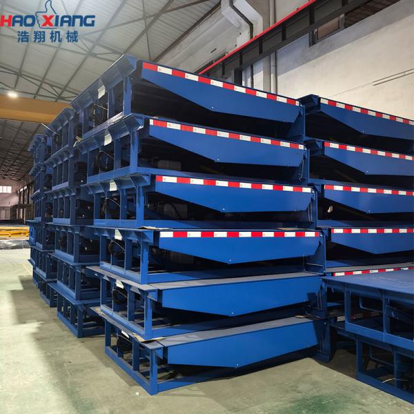 Quality Blue Hydraulic Unloading Ramp for Efficient 220V Forklift Operations wholesale