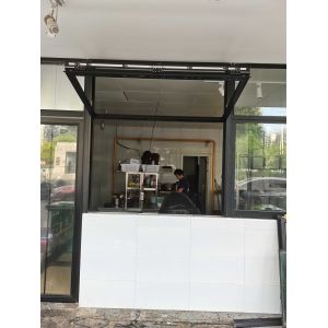 Reflective Surface Folding Window Amplifying Natural Illumination Through