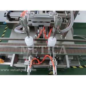 Pneumatic Paste Liquid Filling Machine 500BPH-800BPH Linear Motion Way