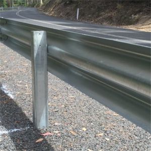 Customized W Beam Highway Metal Guardrail with Steel SKT Terminal End Exported