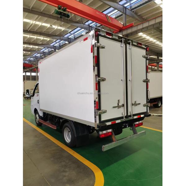 LHD Smaller Diesel Mini Refrigerated Van Trucks Meat Hook Ice Cream Freezer Cargo Truck