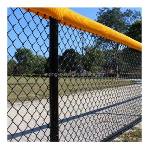 Galvanized Steel Diamond Hole Cyclone Wire Fence Chain Link Fence Rolls at