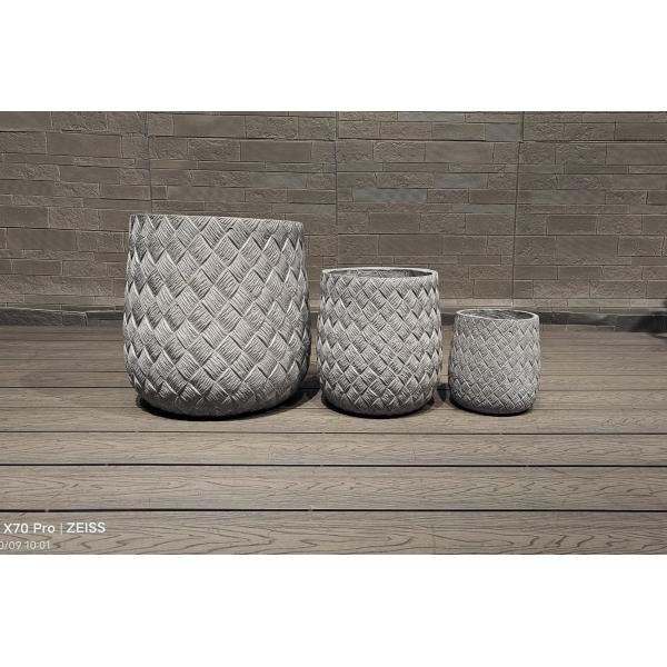 Quality Hand Carve Reinforced Clay Planter Drainage Holes For Optimal Watering And Plant Health wholesale