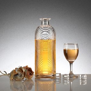 Exquisite Carved Exterior Glass Bottle with Customizable Logo and Transparent
