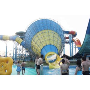 Small Fiberglass Water Slides for family interaction in kids water playground