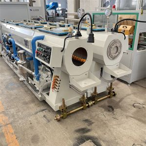 Screw Barrel Plastic PVC Pipe Machine , Customized PVC Extruder Machine