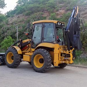 Mini Loader 4x4 H Outrigger Backhoe Excavator EOUGEM 75KW 388 Hydraulic Steering