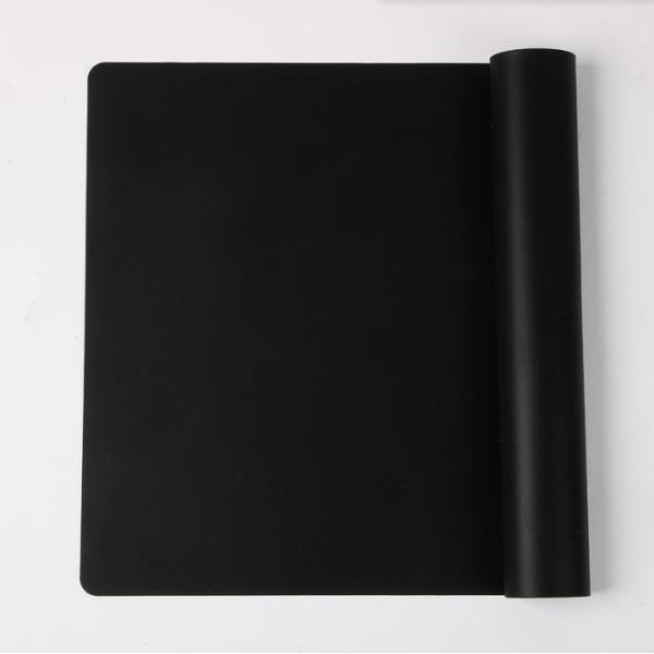 Design Style None Silicone Table Cloth Non-Slip Rectangle 40x30cm Water Resistant Desk Cover
