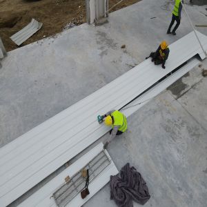 Prefab Steel Structure Factory with EPS Sandwich Panels