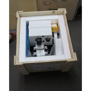 30kg 1μm Pathology Lab Instruments Semi Automatic Rotary Microtome