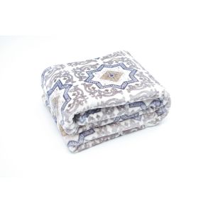 Thick Polyester Flannel Plush Blanket High Grade Offset Printing For Cold Season