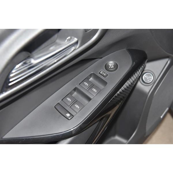 2023 2024 Chevrolet Seeker 1.5t Left Hand Drive Gasoline Car Compact Suv Automatic Multi-function Steering Wheel Chevrolet