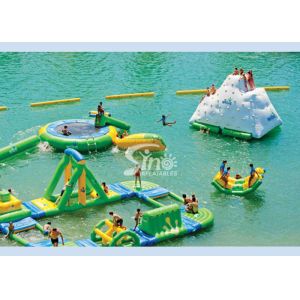 40x32m kids N adults giant inflatable floating water park combined with iceberg,
