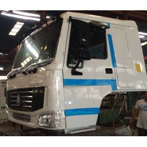 Truck Spare Parts SINOTRUK HOWO Cabin HW76 with single berth RHD