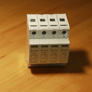Customized 80ka Surge Protector Photovoltaic For Electronic Equipment