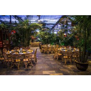 Precise and Accurate Monitoring Hydroponic Seedling Greenhouse with Humidity