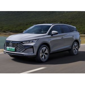 Chinese EV Cars Electric Sedan with Autopilot Functionality Zero Emission Medium-sized Sedan