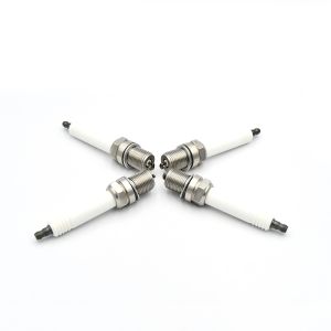 ISO9001 Generator Spark Plug Equivalent To RB77WPCC KB77WPCC