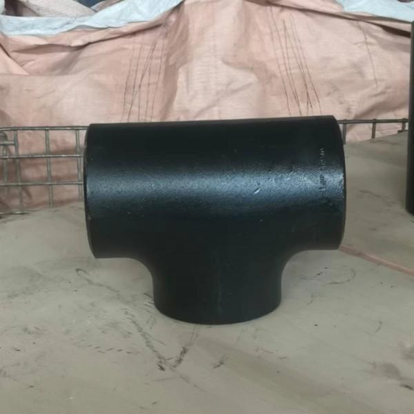 Quality Black Color 6" Sch 40 Seamless Equal Tee A234 WPB Carbon Butt Welding ASTM wholesale
