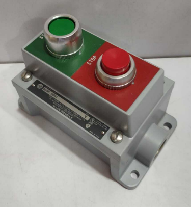 USA Allen Bradley 800H-2HA7P Start Stop Pushbutton Station