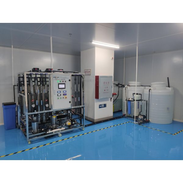 Quality Industrial Pure Water Equipment for Glass Cleaning Washing with 2 Tons per Hour Capacity and 1-5us/cm Resistivity at 25℃ Design Temperature wholesale