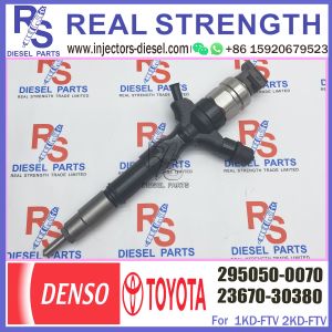Diesel Engine Fuel Injector 295050-0070 Common Rail Injetor 23670-30380 for