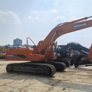 Used Doosan DH220LC-7 Excavator Machine 22 Ton High Maneuverability Second Hand