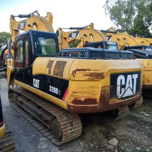 20 Ton Cat 320D2 Excavator with Original Hydraulic Cylinder and 2668 Working