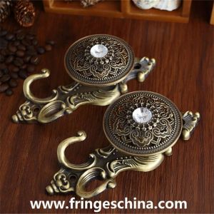 High quality classical customized metal curtain hooks for home decorations