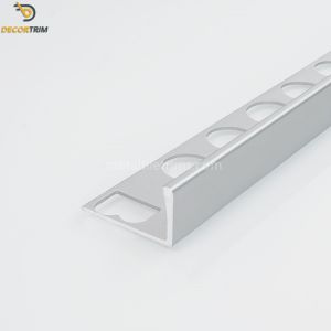 China Tile Border Trim Bathroom Edge Trim 2500mm Round Punching With Anodizing on sale