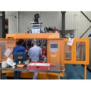 China 4 Cavity Automatic Extrusion Blow Molding Machine For HDPE LDPE PP on sale