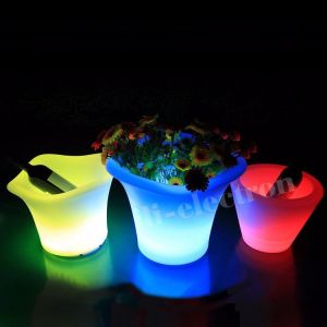 PE Plastic LED Ice Bucket 16 Colors Changing With Rechargeable lithium battery