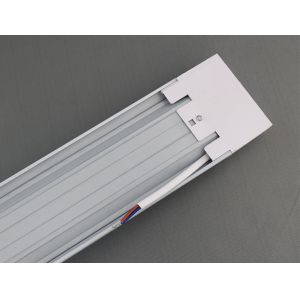 Dimmable Linear Batten Light with 120°Beam Angle, 3000K-6000K CCT, 50000h