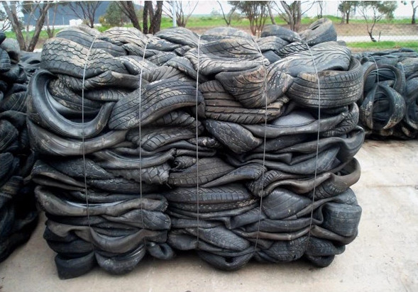 Tire Baler Machine Vertical hydraulic scrap tire baling baler machine for sale