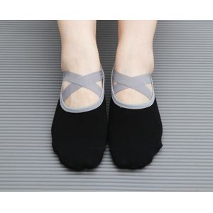 Beautiful Low Cut Ballet Yoga Socks , Quick Dry Non Slip Yoga Socks Customized