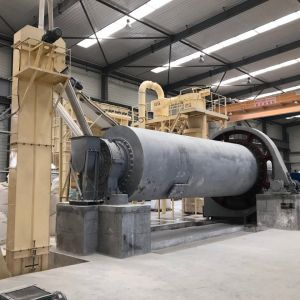 Ball Mill for 325 Mesh Silica Quartz Powder Production Line White Quartz Powder