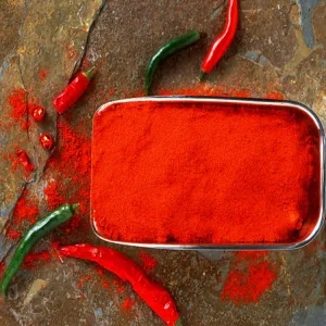 Spicy Flavor Chilli Pepper Powder ASTA 120 Shelf Life 12 Months Storage Method