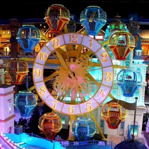 European Grand Ferris Wheel Height 15m Customzed Size Long Working Life