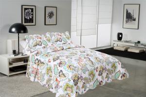 Cheap Big Cockscomb Flower Quilted Bed Covers , Full Size Bed Quilt Sets With ISO9001 Certification for sale